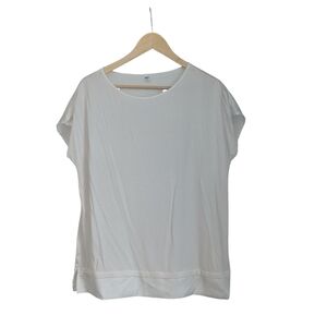 2/$15 Women's UNIQLO White Oversized Short Sleeve T-shirt/Top- Size X-Large